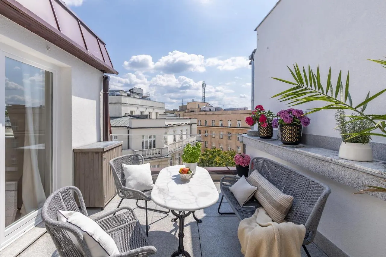 Frascati 1 Top Floor Apartment Warsaw