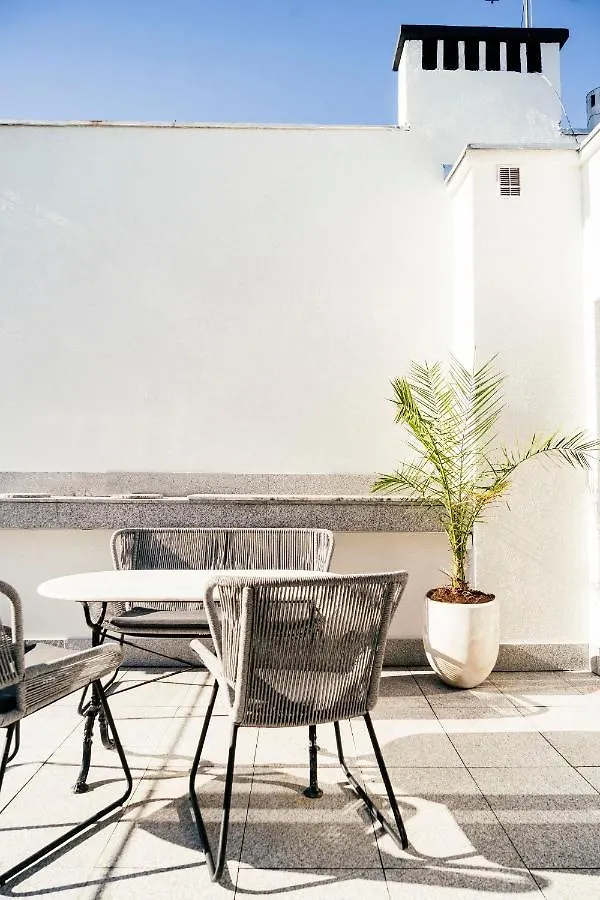 Frascati 1 Top Floor Apartment Warsaw