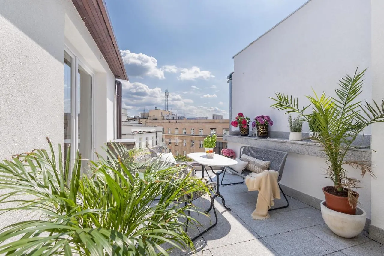 Frascati 1 Top Floor Apartment Warsaw Poland